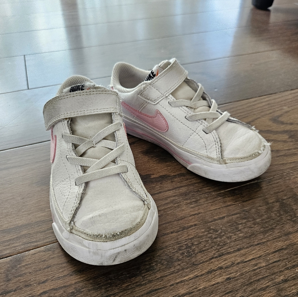 9c Nike girls shoes